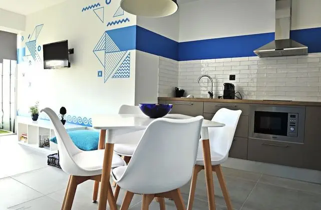 Deluxe Stüdyo (Blue)