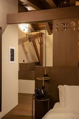 Attic Room with Outdoor Hot Tub