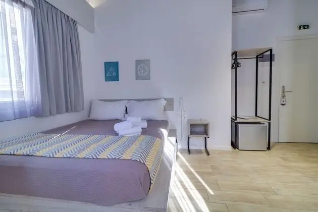 Tek Büyük Yataklı Oda