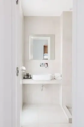 6 Bed Pod-Room, Balcony, Ensuite & View