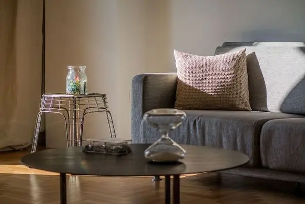 Grand Apart Daire (Vourvachi 11-13 str, zip code 11742)