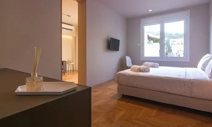 Junior Apart Daire (Veikou 61 str, zip code 11741)