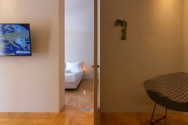 Junior Apart Daire (Veikou 61 str, zip code 11741)