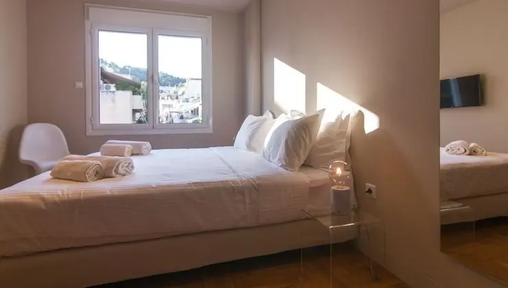Junior Apart Daire (Veikou 61 str, zip code 11741)