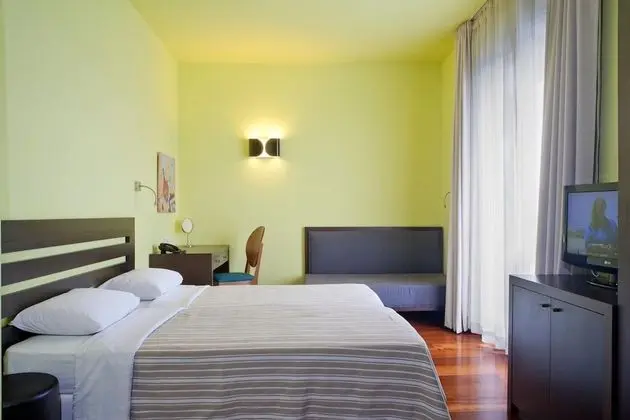 Deluxe Oda (Lycabettus Hill View)