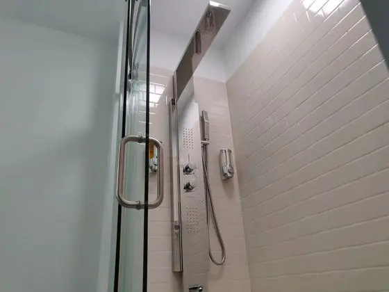 Luxury Tek Büyük Yataklı Oda, 2 Büyük (Queen) Boy Yatak, Buzdolabı ve Mikrodalga, Şehir Manzaralı