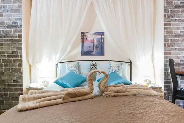 Comfort Tek Büyük Yataklı Oda