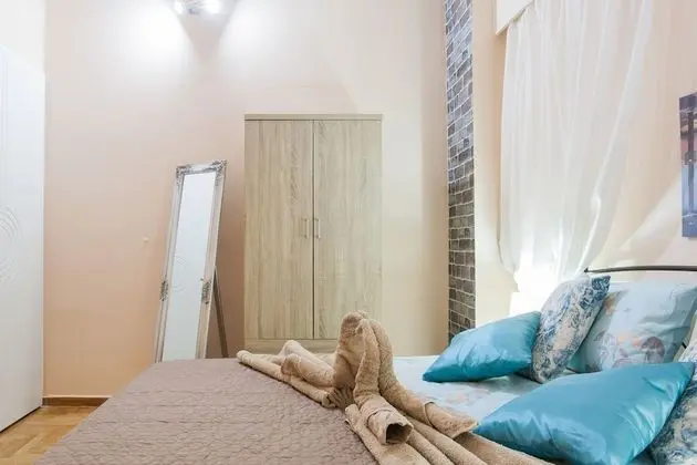 Comfort Tek Büyük Yataklı Oda