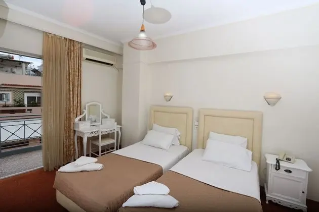 Tek Büyük veya İki Ayrı Yataklı Oda