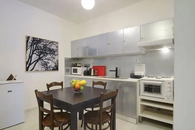 Apart Daire, 1 Yatak Odası, Balkon, Avlu Manzaralı (No.3)