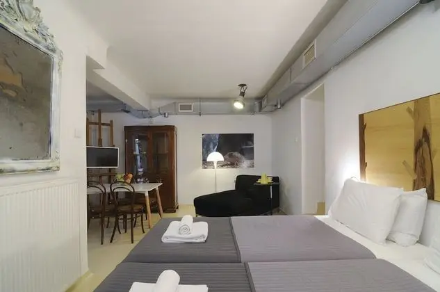 Stüdyo, Bahçe Manzaralı, Zemin Kat (No.2)