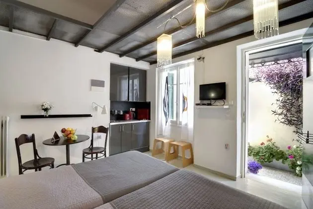 Stüdyo, Bahçe Manzaralı, Zemin Kat (No.7)