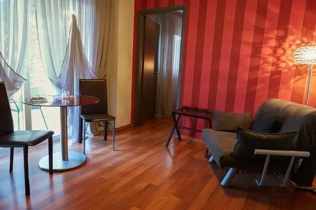 Superior Tek Büyük veya İki Ayrı Yataklı Oda
