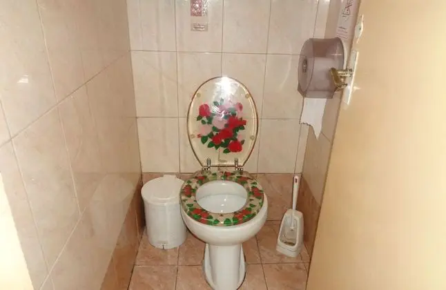 Ortak Ranzalı Oda, Karma Ranzalı Oda