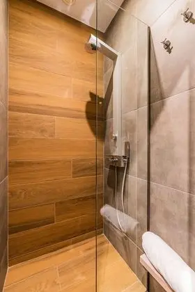 Standard Ortak Ranzalı Oda, Sadece kadınlar için (6 beds)