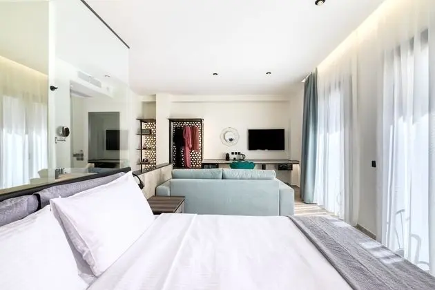 Deluxe Tek Büyük Yataklı Oda