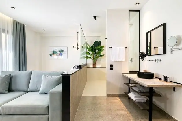 Deluxe Tek Büyük Yataklı Oda