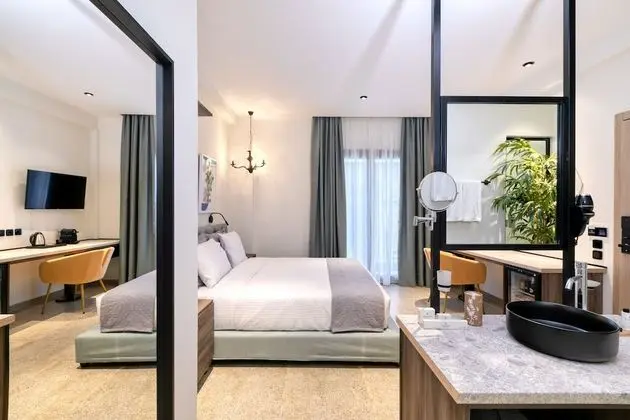 Standard Tek Büyük Yataklı Oda