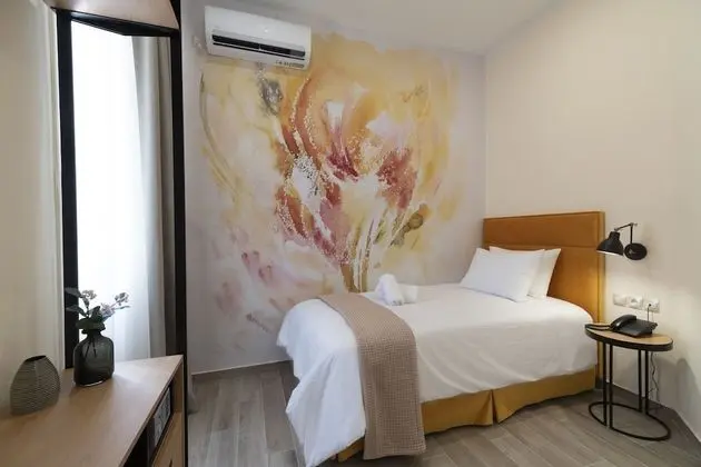 Market Twin Room with Balcony