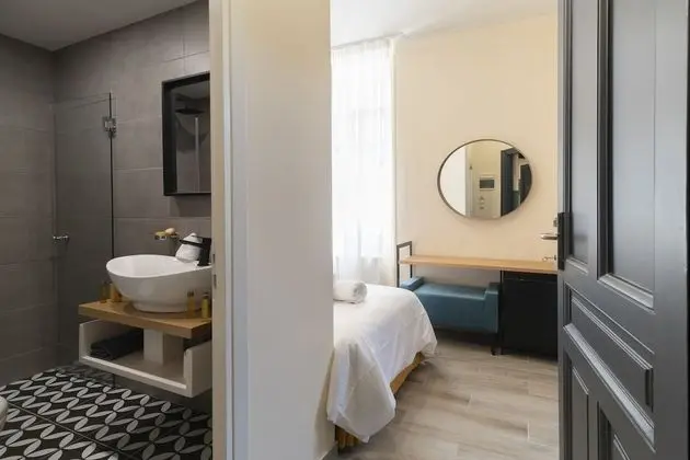 Market Twin Room with Balcony