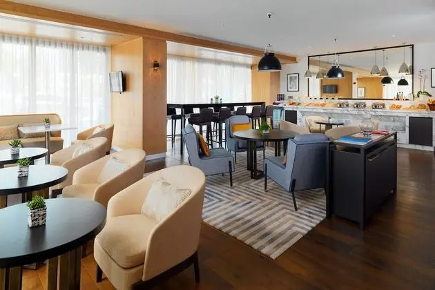 Executive Oda, 1 En Büyük (King) Boy Yatak ve Çekyat, Avlu Manzaralı