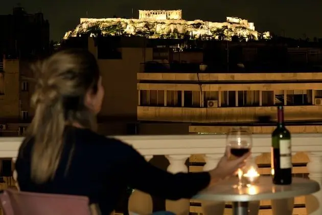 Tek Büyük Yataklı Oda (Acropolis View)