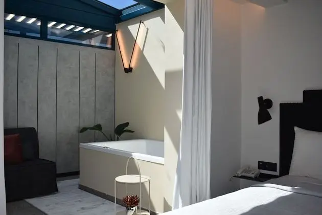 Loft Prestige Suite with Hot Tub