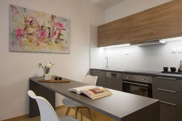 Classic Tek Büyük Yataklı Oda