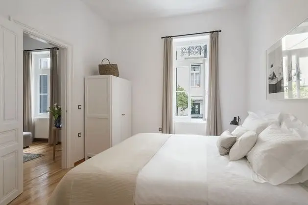 B1 One Bedroom Apartment, Street View