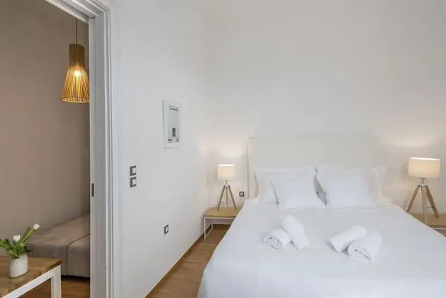 C2 One Bedroom Apartment, Terrace and City View