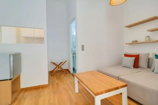 C2 One Bedroom Apartment, Terrace and City View