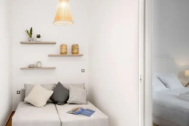 C2 One Bedroom Apartment, Terrace and City View