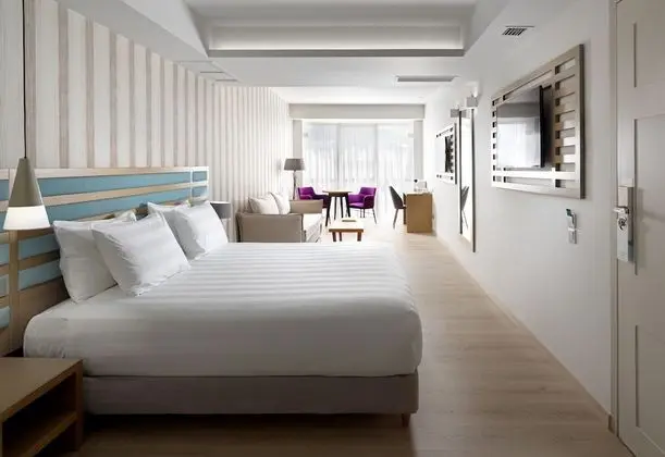 Tiare Legacy Suite