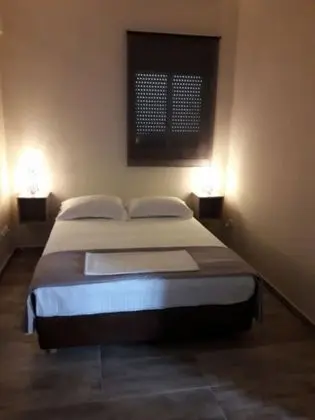 Apart Daire (Temple of Olympian Zeus view-2d Floor)