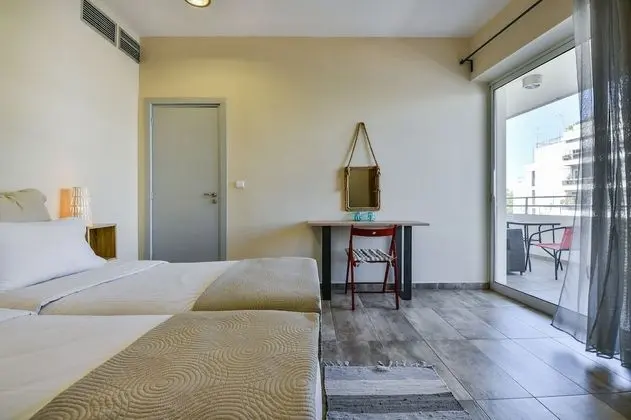 Apart Daire (Temple of Olympian Zeus view-2d Floor)