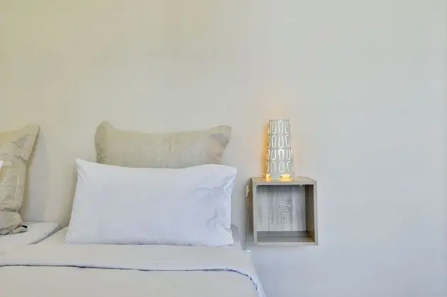 Apart Daire (Temple of Olympian Zeus view-2d Floor)