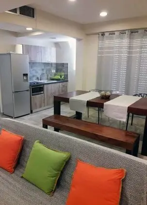 Apart Daire (Temple of Olympian Zeus view-2d Floor)