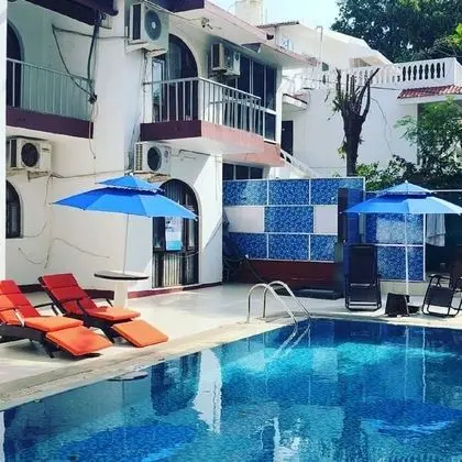 Deluxe Tek Büyük Yataklı Oda, Engellilere Uygun, Havuz Manzaralı