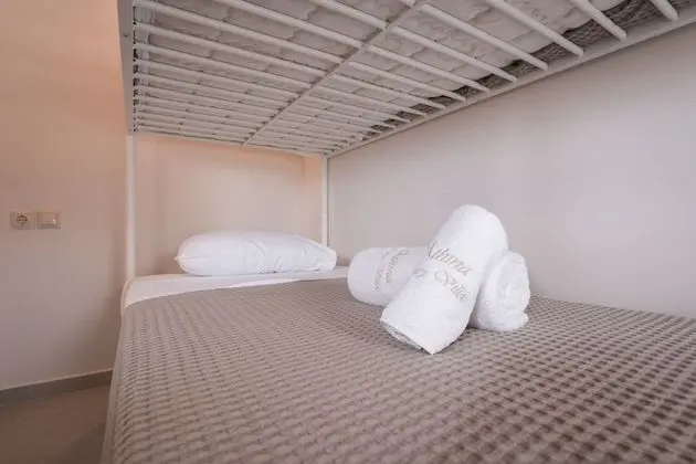 Apart Daire, 2 Yatak Odası, Balkon, Deniz Manzaralı