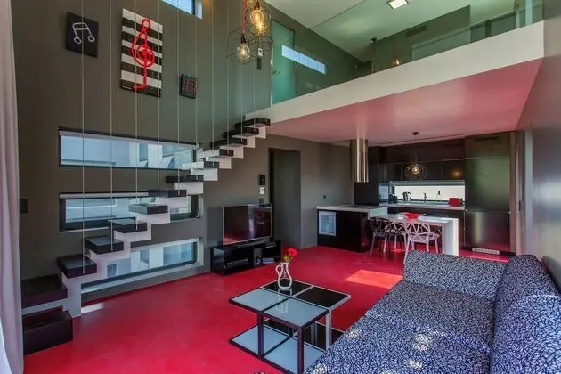 Design Çatı Katı (Loft), Havuz Kullanımı (Red)