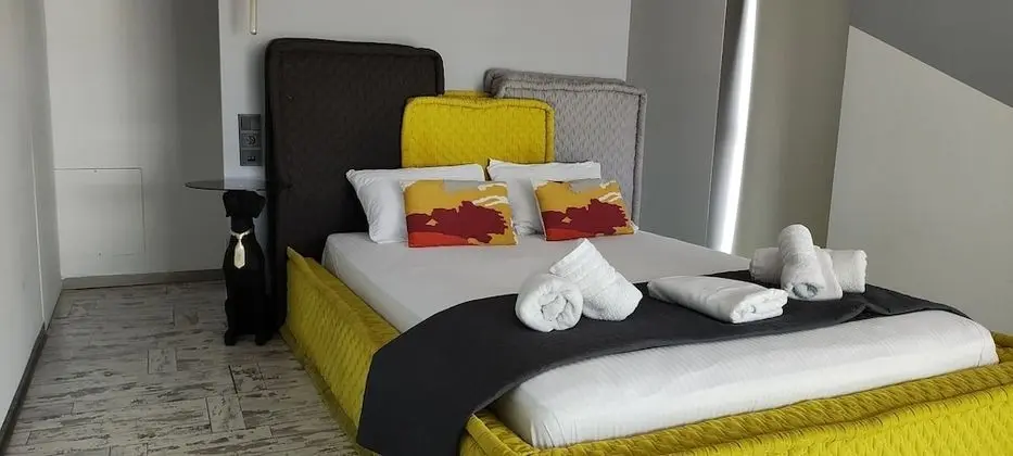 Design Çatı Katı (Loft), Havuz Kullanımı (Red)