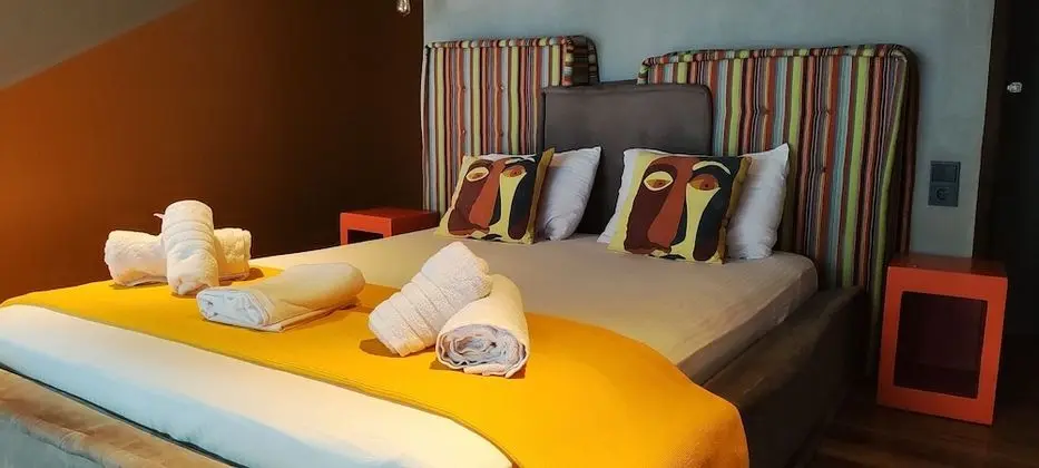 Design Çatı Katı (Loft), Havuz Kullanımı (Yellow)