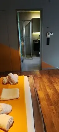 Design Çatı Katı (Loft), Havuz Kullanımı (Yellow)