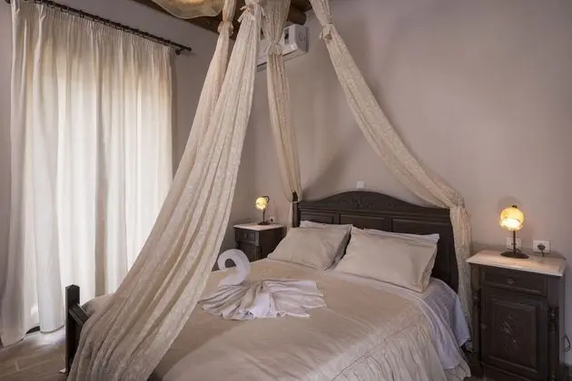 Villa, 2 Yatak Odası, Kişiye Özel Havuzlu, Deniz Manzaralı (Kissos)