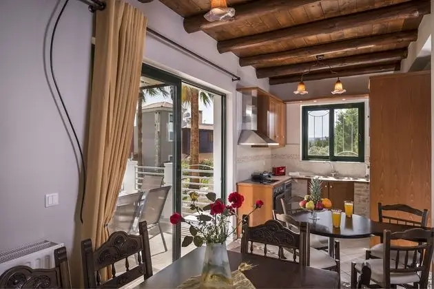 Villa, 2 Yatak Odası, Kişiye Özel Havuzlu, Deniz Manzaralı (Kissos)