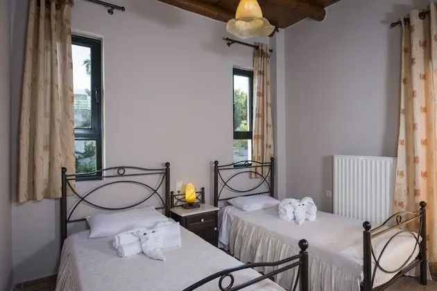 Villa, 2 Yatak Odası, Kişiye Özel Havuzlu, Deniz Manzaralı (Rogdia)