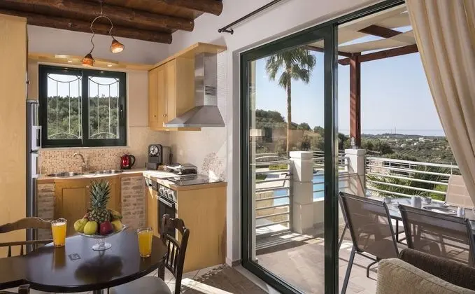 Villa, 2 Yatak Odası, Kişiye Özel Havuzlu, Deniz Manzaralı (Rogdia)