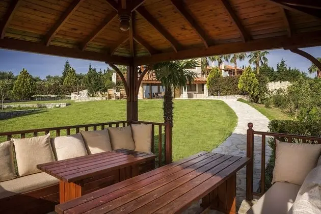 Villa, 2 Yatak Odası, Kişiye Özel Havuzlu, Deniz Manzaralı (Rogdia)