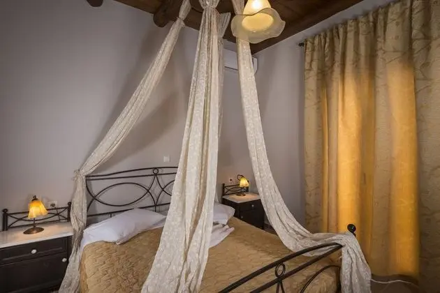 Villa, 3 Yatak Odası, Kişiye Özel Havuzlu, Deniz Manzaralı (Mirtia)