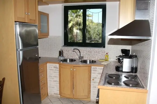 Villa, 3 Yatak Odası, Kişiye Özel Havuzlu, Deniz Manzaralı (Mirtia)